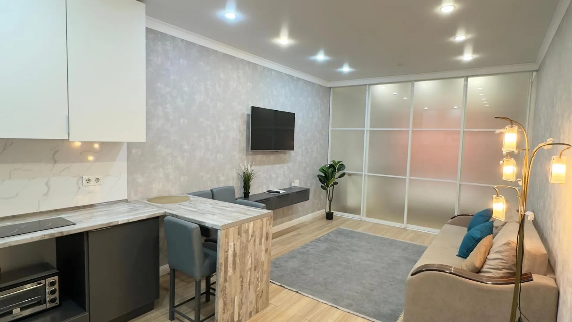 Great Cozy Apt In The Heart Of The City Tu116 Almaty Appartement